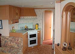 Caravan29inside2